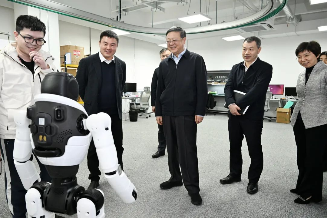 上海市委書記陳吉寧專題調(diào)研米蘭機(jī)器人